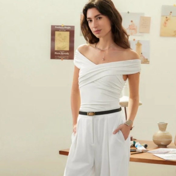 OGL Off-Shoulder White Blouse - Picture 2 of 7